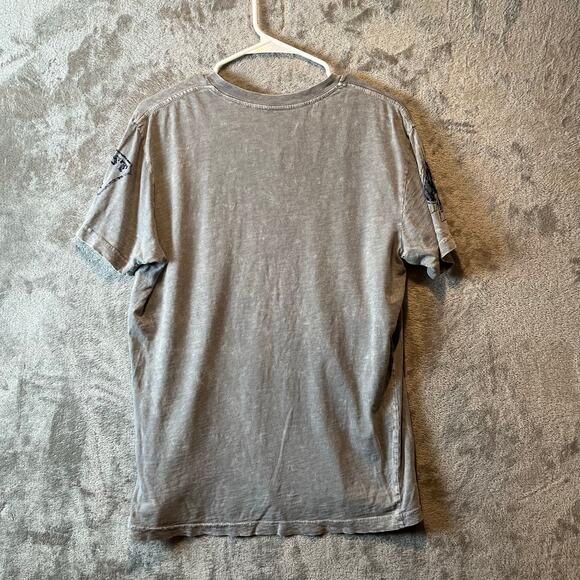 AFFLICTION Y2k Men's T-shirt V-Neck Flocked Grey Blue Size Medium Distressed - Picture 3 of 5